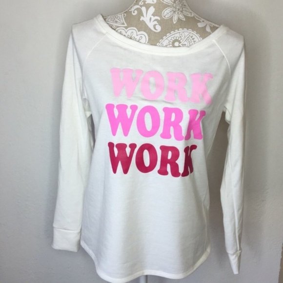 NWT EVCR pullover sweater WORK Logo cozy top bl043 - Picture 1 of 8